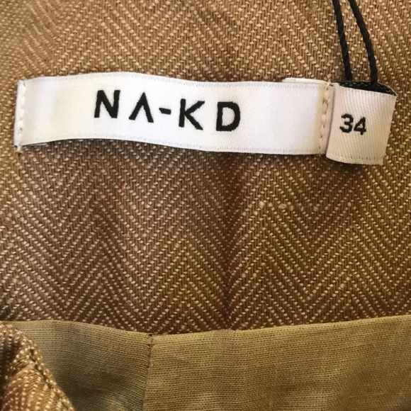 NWT NA-KD Linen Blend High Rise Tan Herringbone Pattern Dressy Shorts Belt Sz 2 - Picture 6 of 8